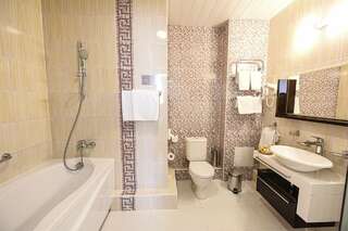 Гостиница Гранд Отель ОКА Премиум Нижний Новгород Клаб Сьют-9