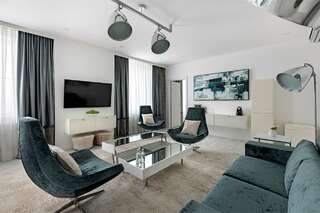 Гостиница Гранд Отель ОКА Премиум Нижний Новгород Сьют Авангард-1