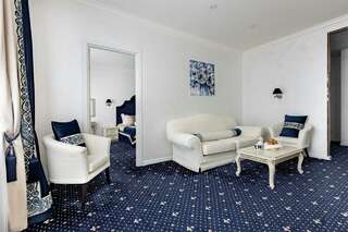 Гостиница Гранд Отель ОКА Премиум Нижний Новгород Клаб Сьют-5