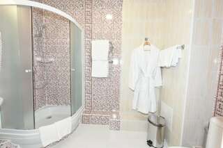 Гостиница Гранд Отель ОКА Премиум Нижний Новгород Клаб Рум-4