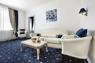 Гостиница Гранд Отель ОКА Премиум Нижний Новгород Клаб Сьют-7