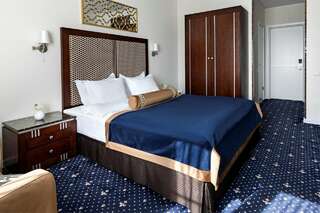 Гостиница Гранд Отель ОКА Премиум Нижний Новгород Клаб Рум-1