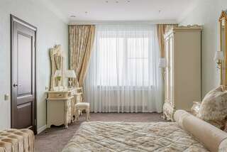 Гостиница Гранд Отель ОКА Премиум Нижний Новгород Версаль-3