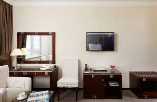 Гостиница Гранд Отель ОКА Премиум Нижний Новгород Классический с  2 кроватями (первой категории)-2