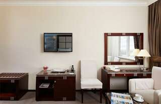 Гостиница Гранд Отель ОКА Премиум Нижний Новгород Классический с 1 кроватью (первой категории)-3